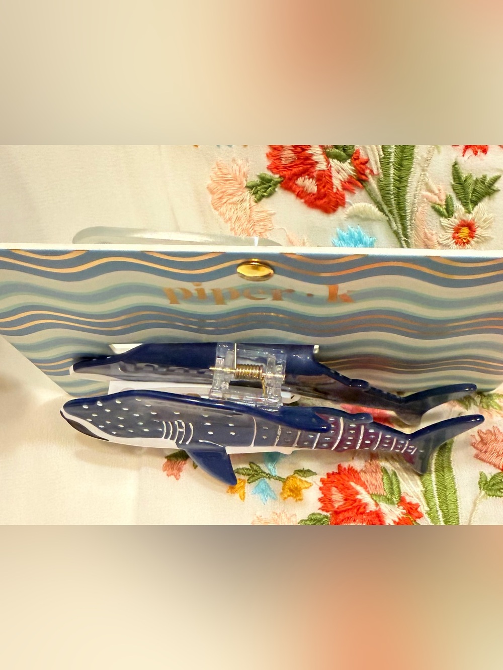 Piper•K Navy Whale Shark Decorative Hair Clip NEW - Picture 2 of 9